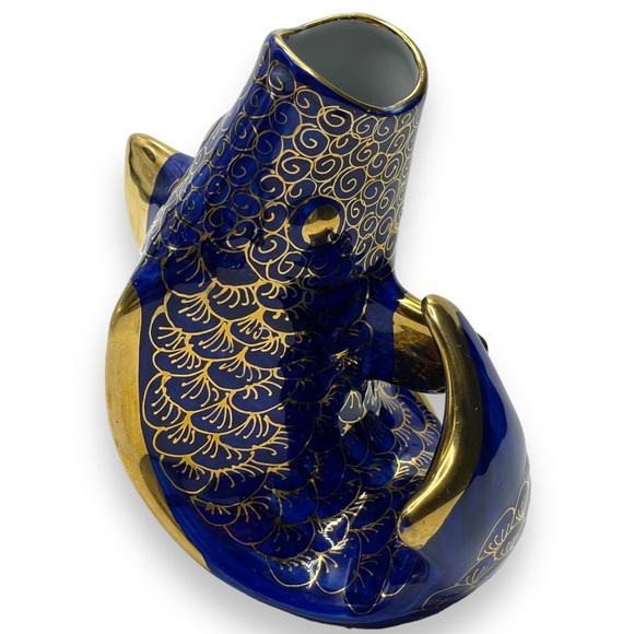 Asian Themed Vintage Colbalt Blue and Gold Koi Carp Open Mouth Fish Vase 6" Tall - Picture 7 of 13